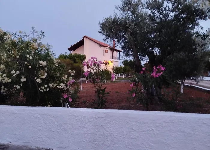 Sunrise Willa Lixouri