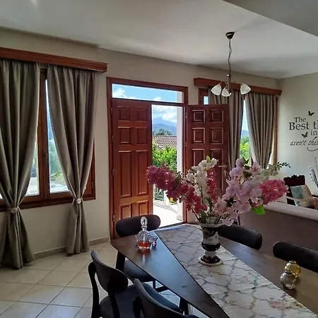 Sunrise וילה ליקסורי